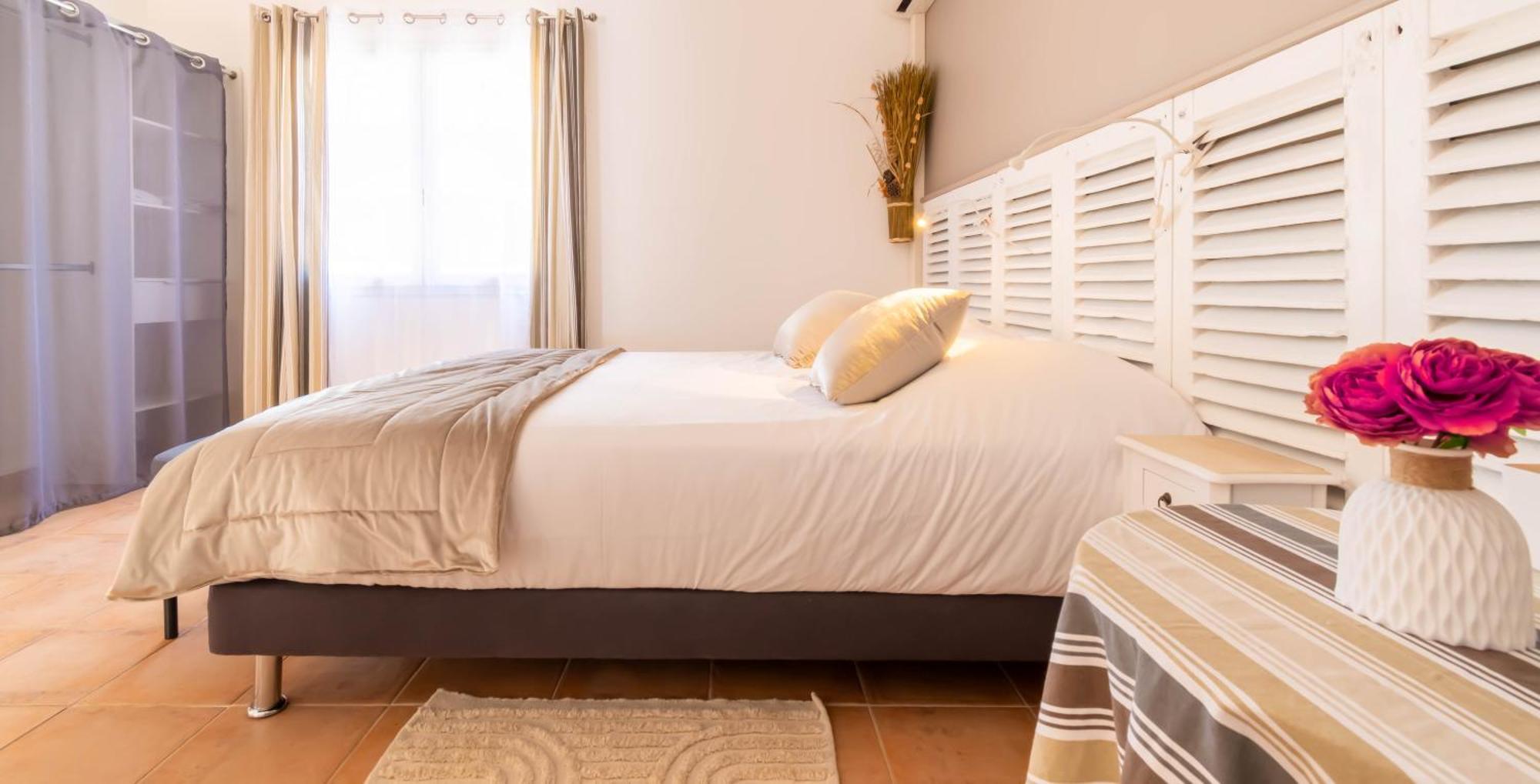 לה קסטלה La Maison Du Castellet מראה חיצוני תמונה