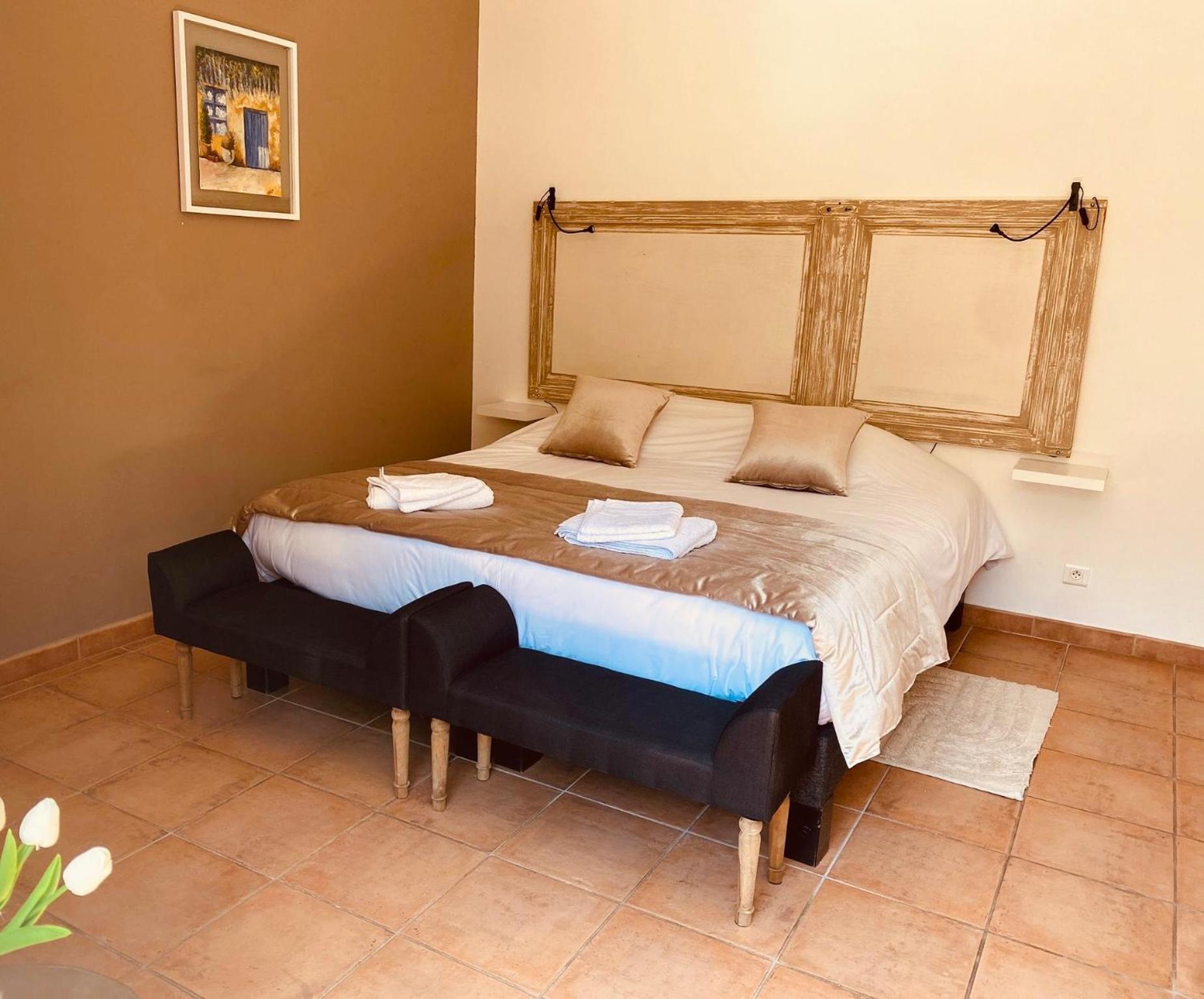 לה קסטלה La Maison Du Castellet מראה חיצוני תמונה