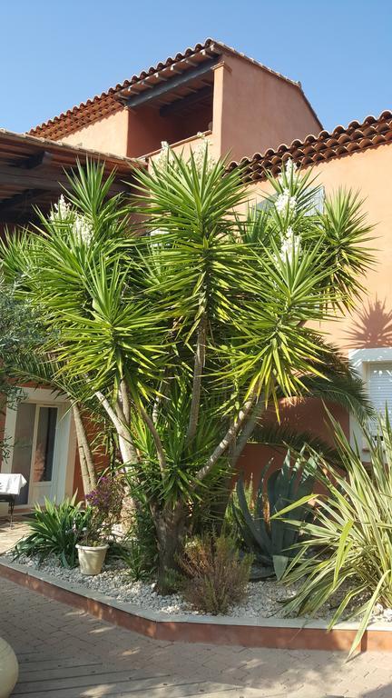 לה קסטלה La Maison Du Castellet מראה חיצוני תמונה